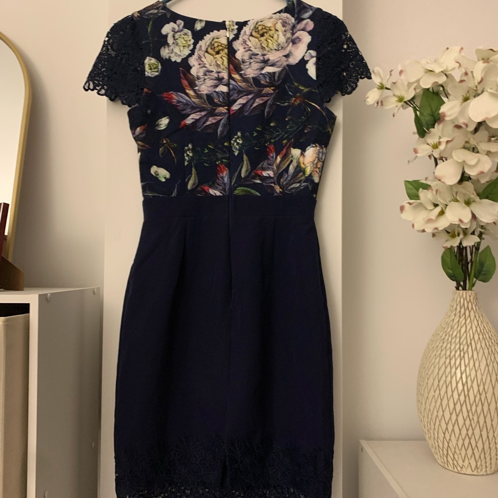 Dress - Picture 2 of 7